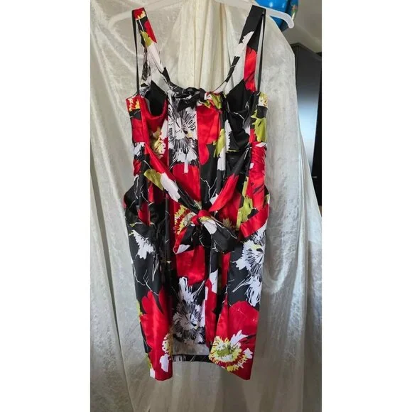 Satin Floral Plus Size Party Dress - Picture 3 of 10